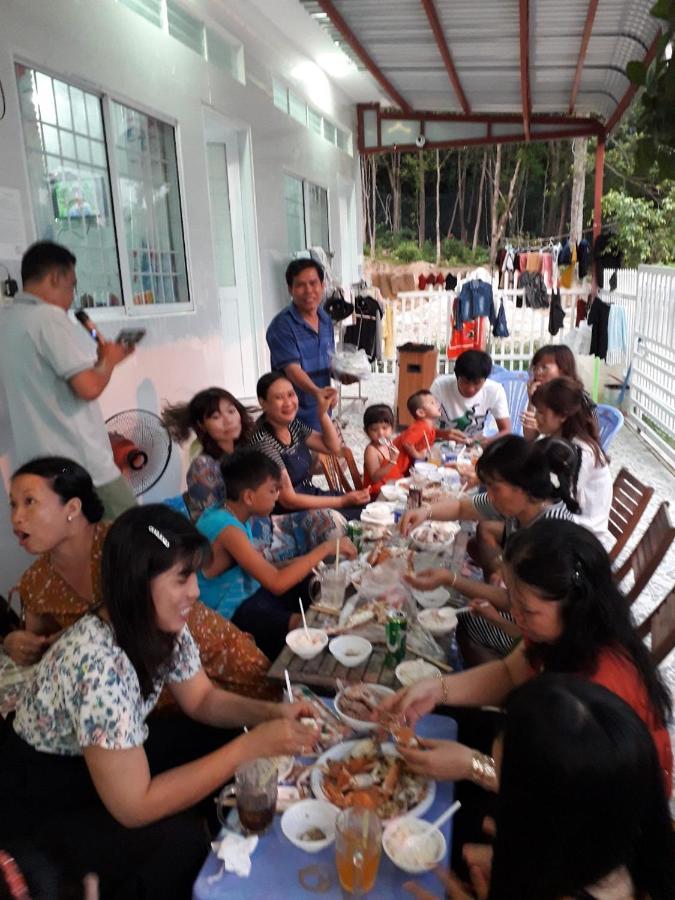 ホテル Nhà Nghỉ NgọC PhuọNg Hon Son Lai Son エクステリア 写真