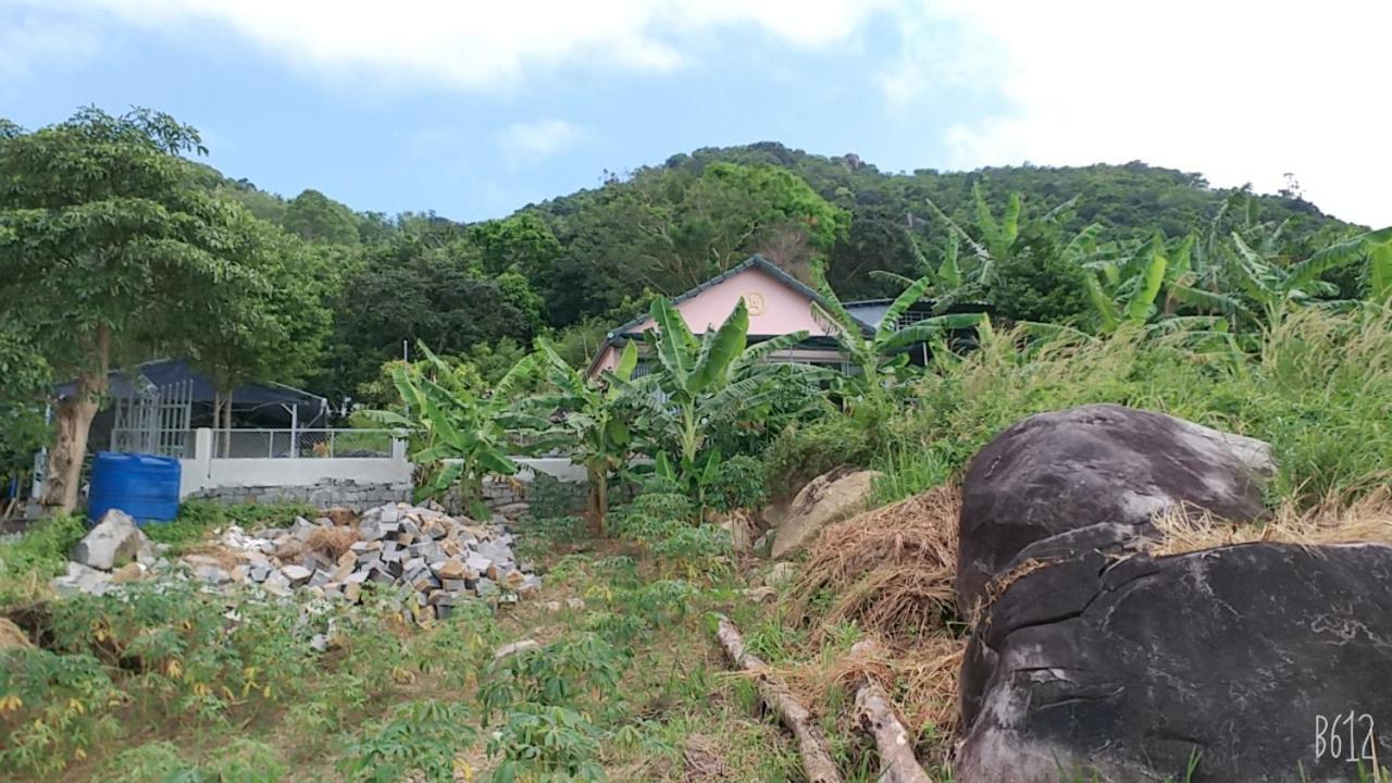 ホテル Nhà Nghỉ NgọC PhuọNg Hon Son Lai Son 部屋 写真