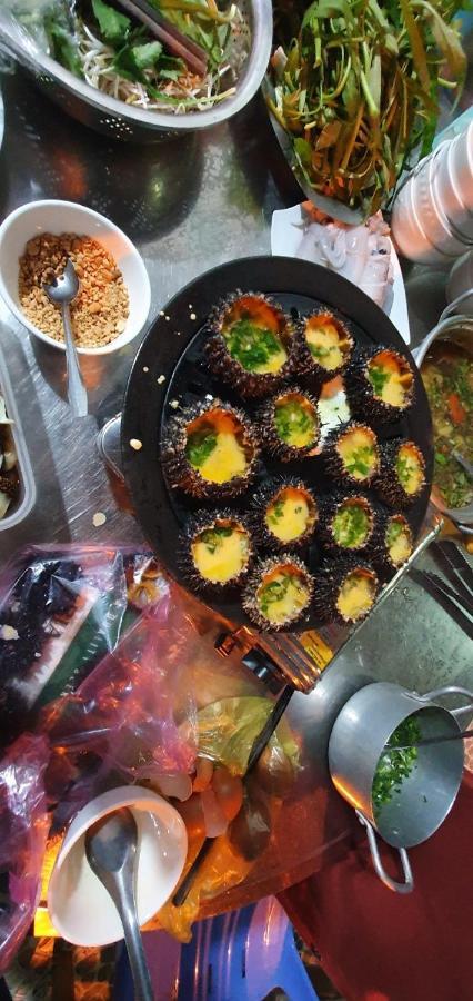 ホテル Nhà Nghỉ NgọC PhuọNg Hon Son Lai Son エクステリア 写真